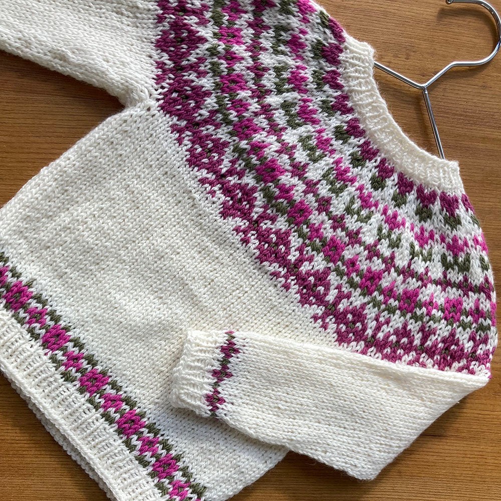 Ohje Kedolla -kaarrokeneule lapselle