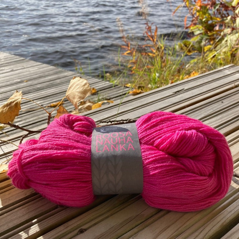 Roosa nauha -lanka 55 Kirkas pinkki - Taito Shop Rovaniemi - Taito Lappi