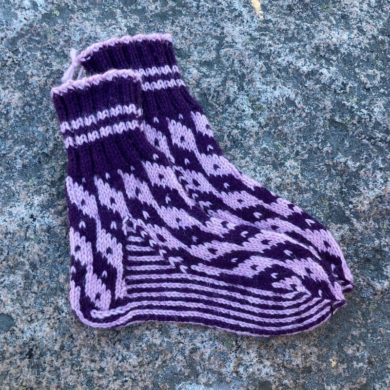 Porosukat Violetti/Vaaleanpunainen - Taito Lappi - Taito Shop Rovaniemi
